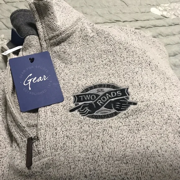 Men’s Two Roads Brewing Company Quarter Zip Pullover - Picture 4 of 4